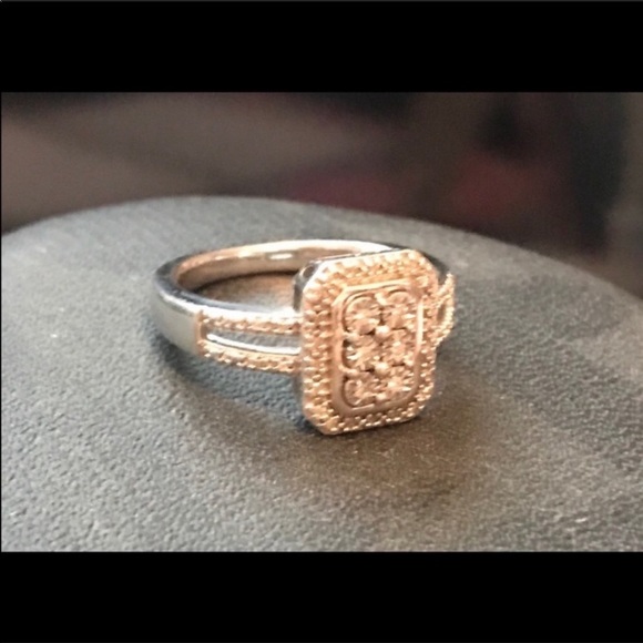 Kay Jewelers Diamond Ring - Picture 2 of 3